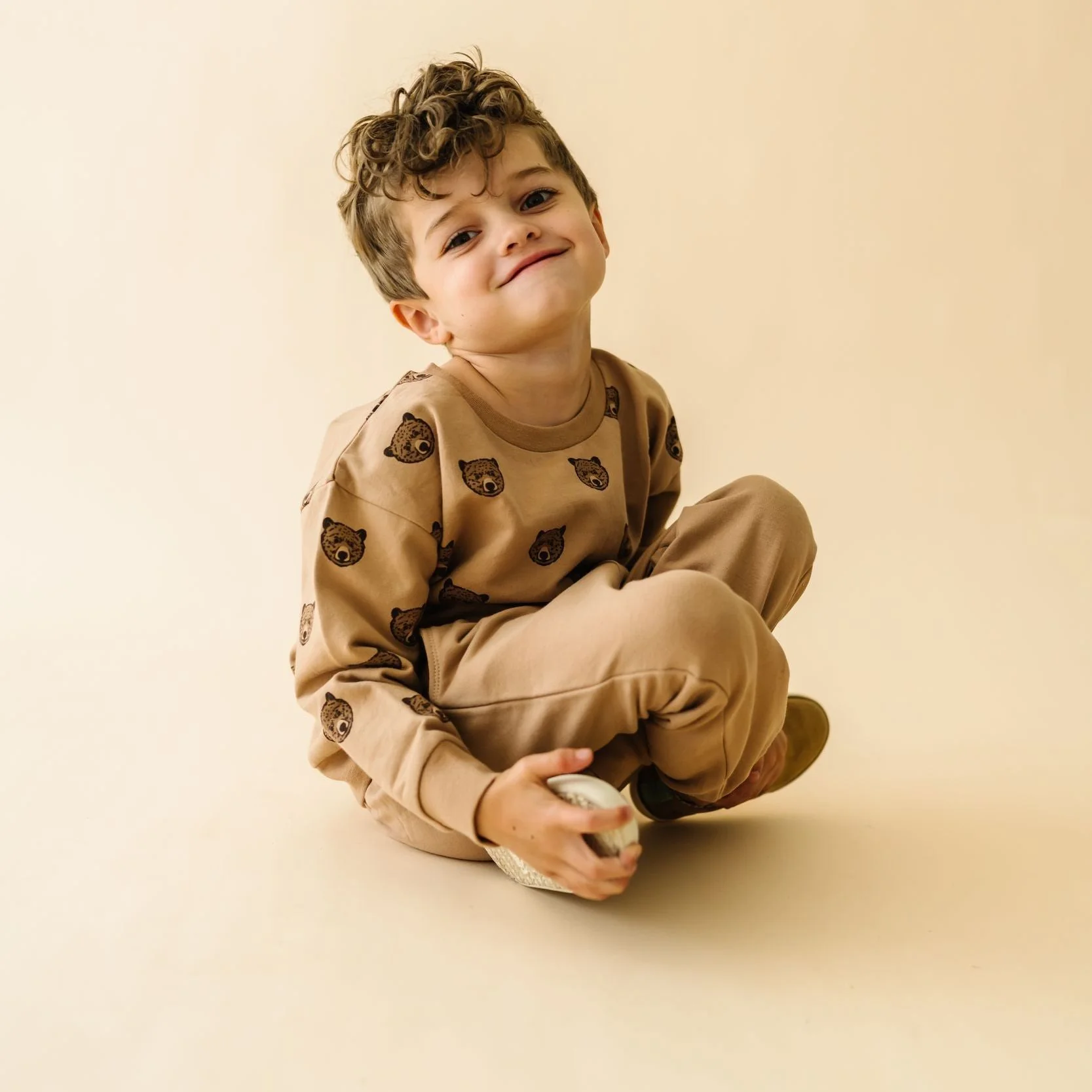 Organic Fleece Sweatshirt - Wild Bear - Image 3